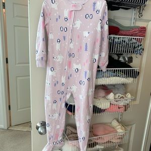 Girls sleepwear